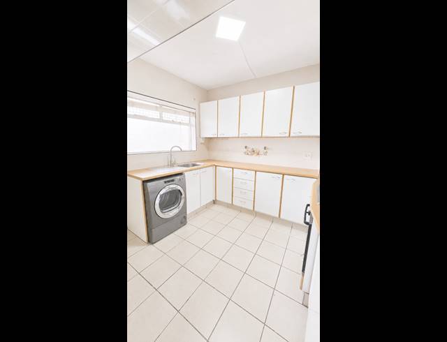 2 BEDROOM APARTMENT FOR SALE IN MORNINGSIDE